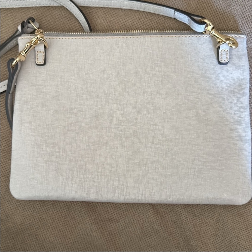 Dooney & Bourke Crossbody Bag NWOT - Picture 6 of 9